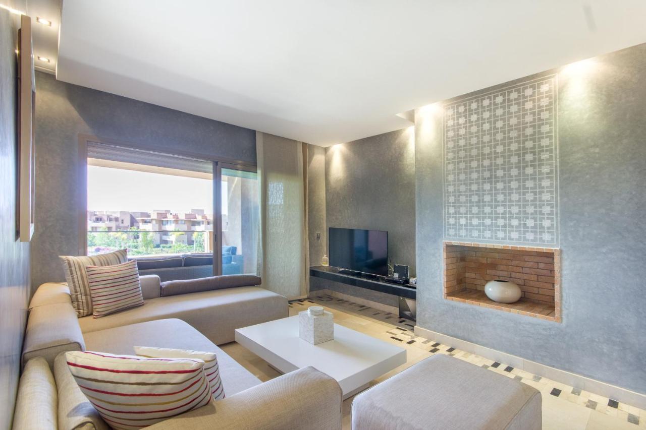 Lumineux Et Vue Degagee Sur Piscine A Prestigia Marraquexe Exterior foto