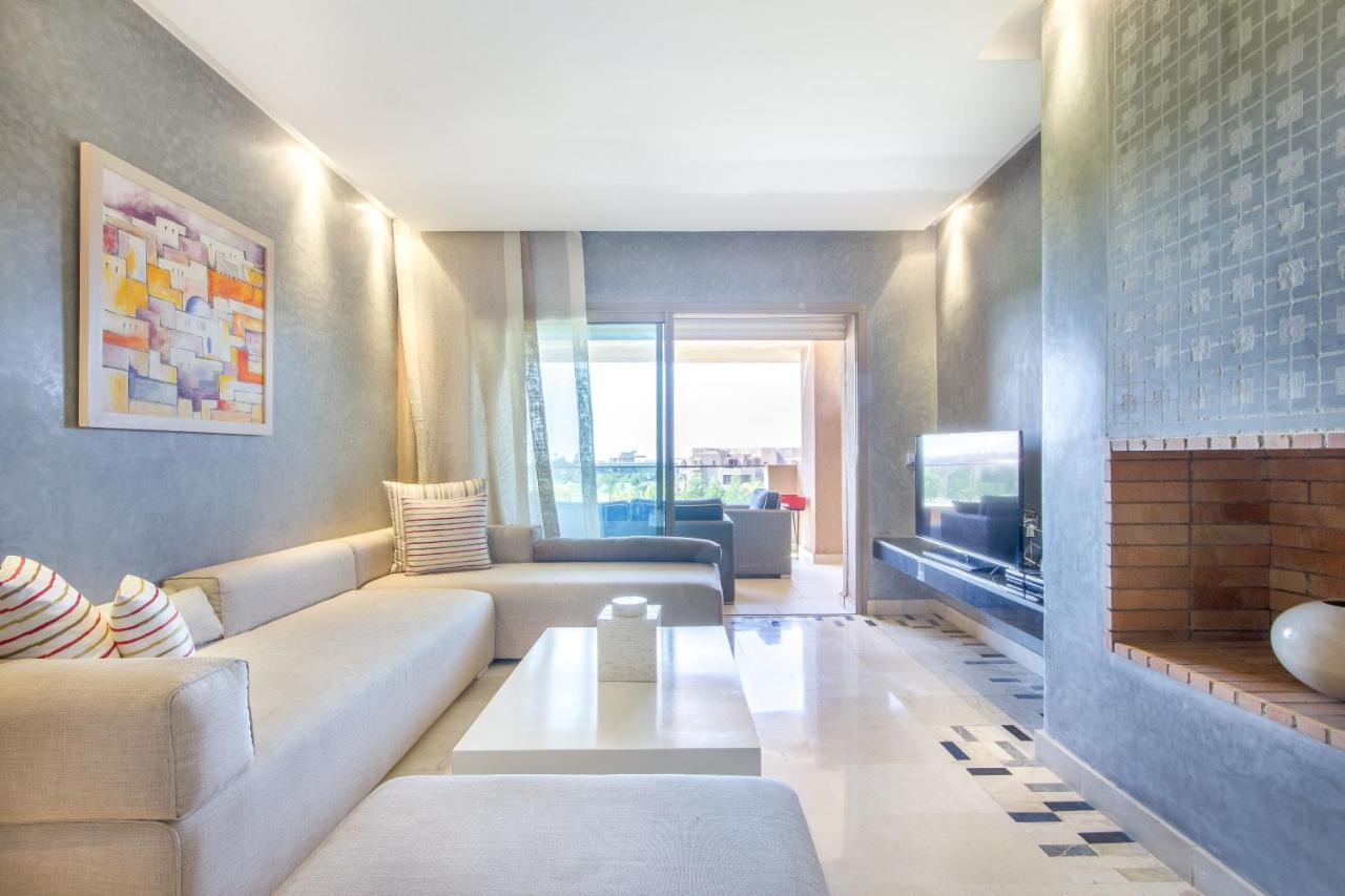 Lumineux Et Vue Degagee Sur Piscine A Prestigia Marraquexe Exterior foto
